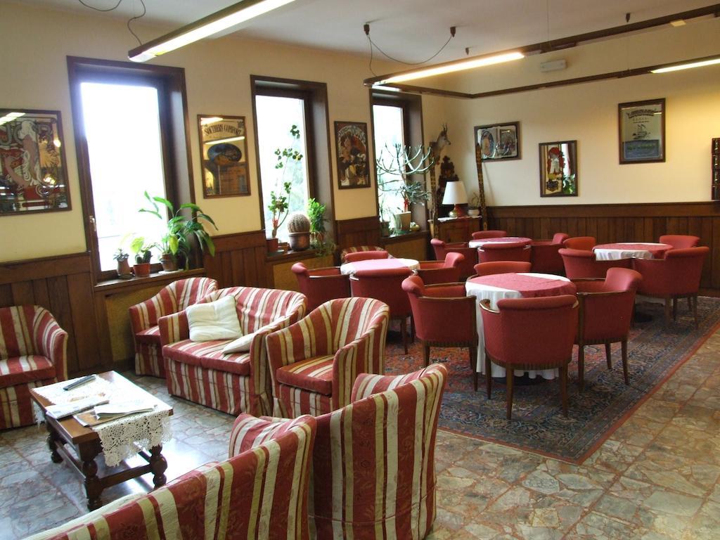 Hotel Cimone 리올루나토 외부 사진