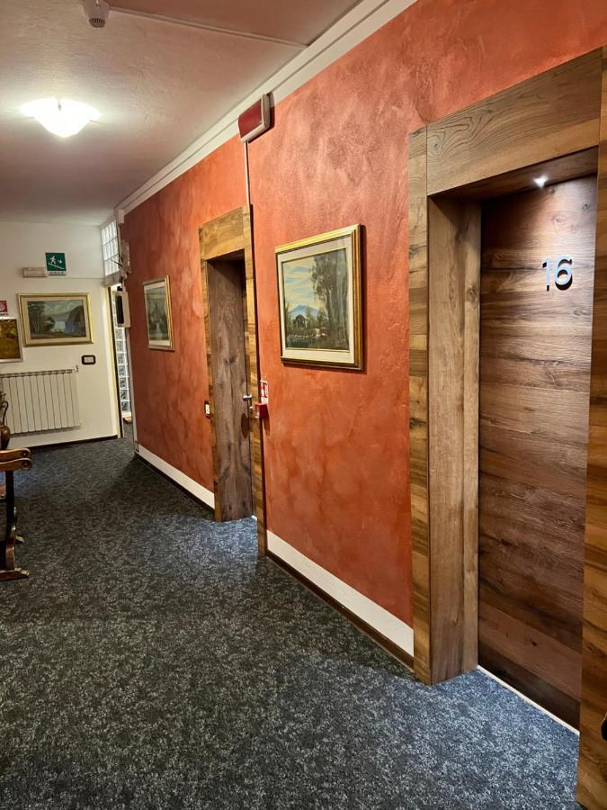 Hotel Cimone 리올루나토 외부 사진